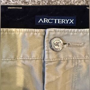 Vintage Arc'teryx Bastion men’s pants